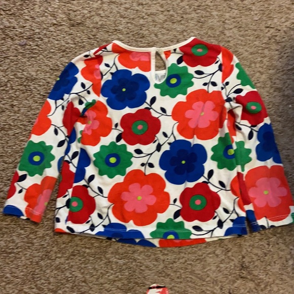 🎉5 for $25🎉 Gap multicolor flower print shirt - Picture 3 of 3